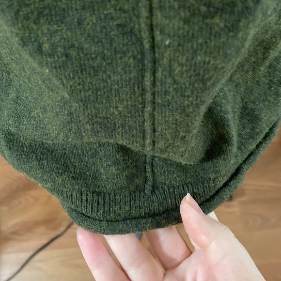J Crew Factory olive green plush wool blend center rib v-neck sweater size XS - Picture 8 of 13